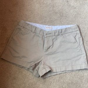 Shorts size 4 . Like new